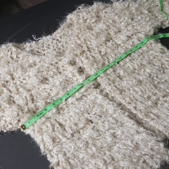 En Creme Fuzzy Cardigan - Medium - Picture 5 of 8